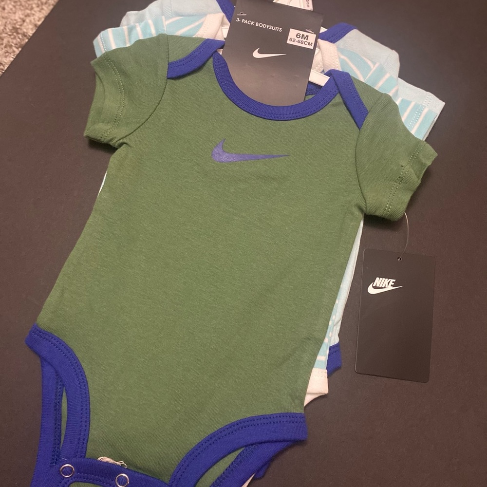 3Pack Nike Onesie